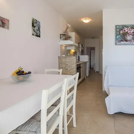 Apartman Amneris Trogir