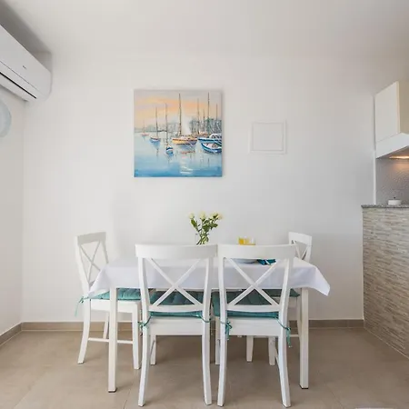 Apartman Amneris Trogir