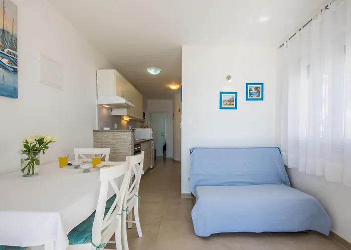 Amneris Apartment Trogir