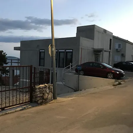 Διαμέρισμα Amneris