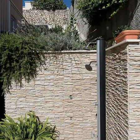 Διαμέρισμα Amneris