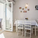 Amneris Apartment Trogir