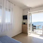 Amneris Apartment
